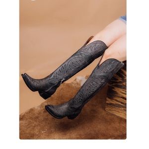 Julieta over the knee western boots